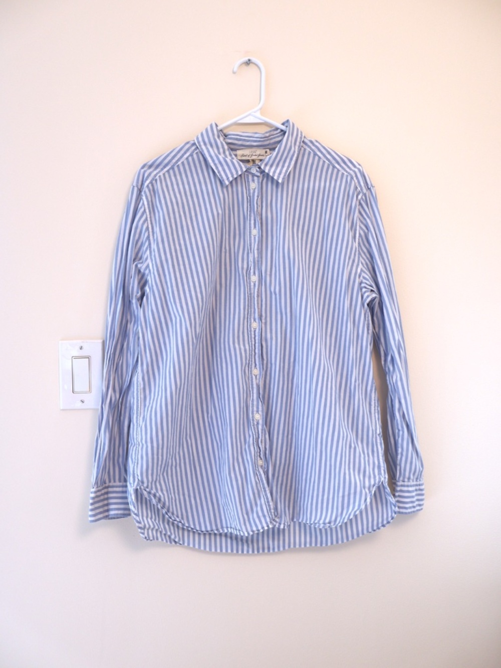 H&M Cotton Blue White Striped Relaxed Button Up Long Sleeve Shirt Coastal Preppy - Picture 1 of 7